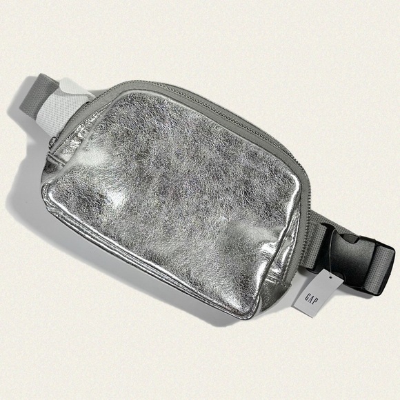 Gap Vegan Leather Metallic Belt Bag - Picture 3 of 6